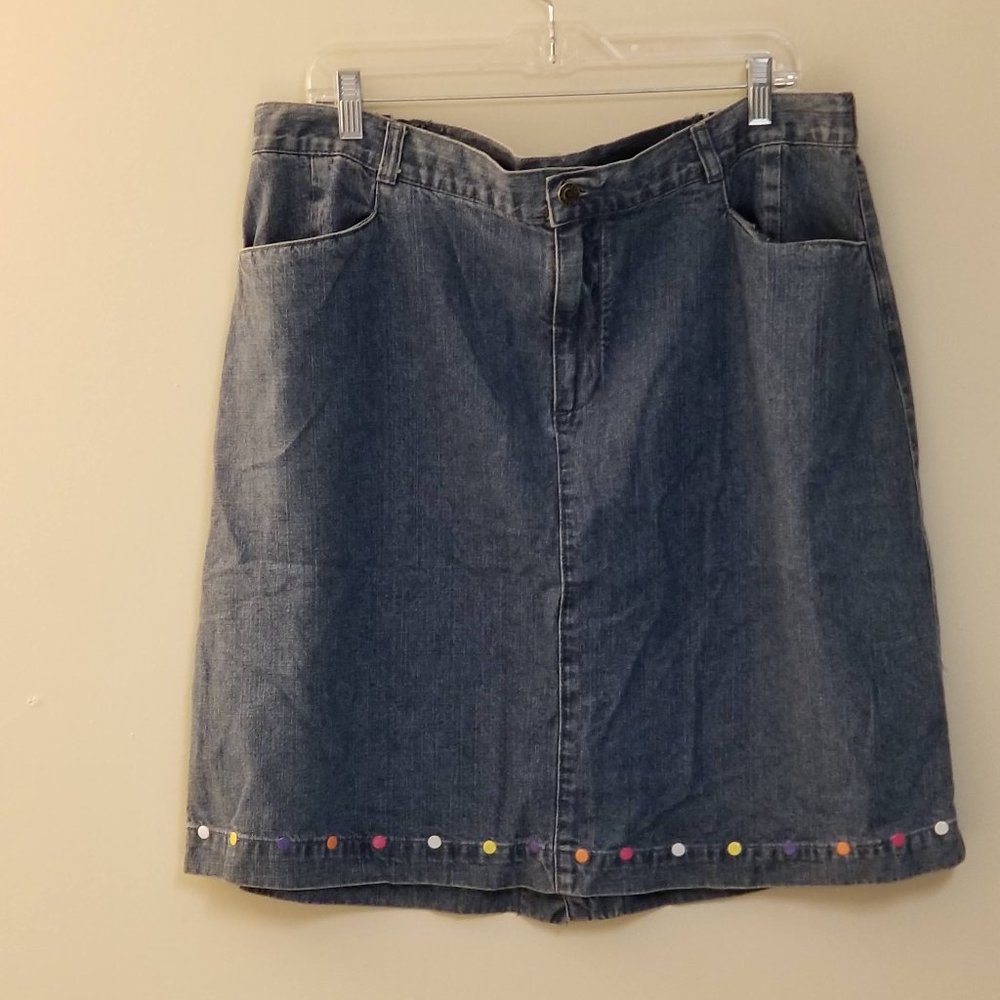 C.J. Banks Skirt w/Dots